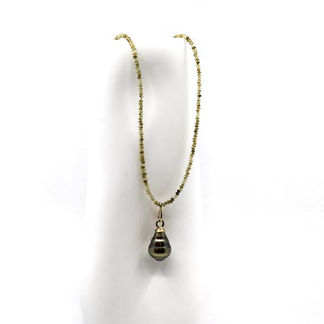 Halsschmuck Grüner Granat Tahiti-Perle 750_Gelbgold